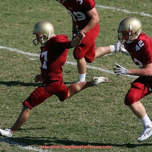 龙珠直播-身高对抗力对比：世俱杯球员身体对抗表现与身高的关系